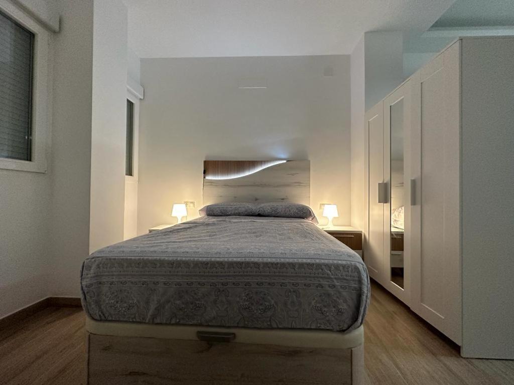 Апартаменти Sky Garden Malaga Centro Екстер'єр фото