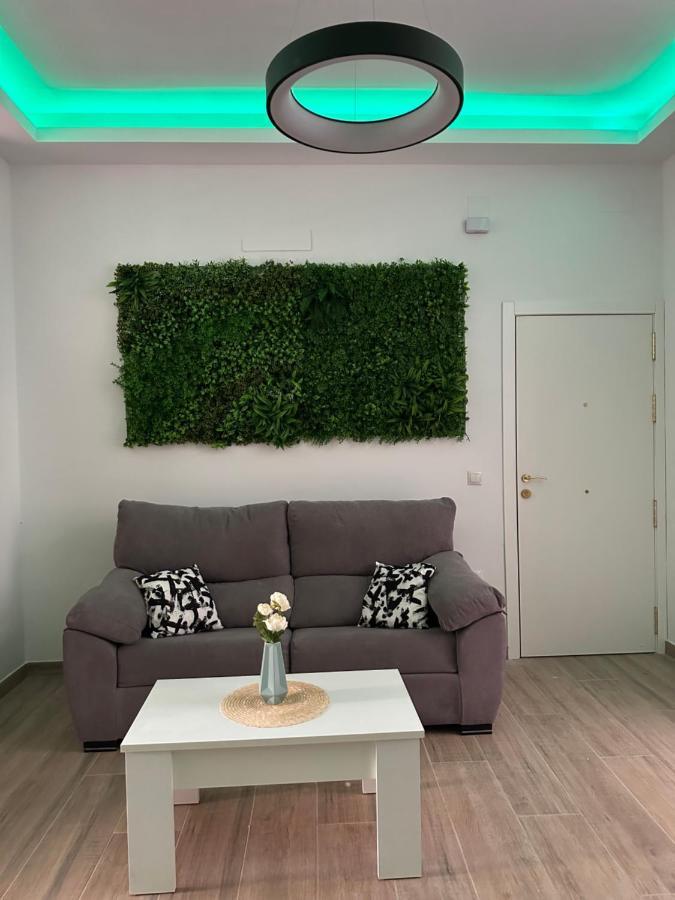 Апартаменти Sky Garden Malaga Centro Екстер'єр фото